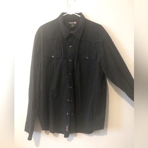 Tony Hawk Mens button up dress shirt.